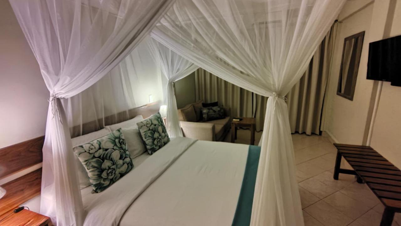 Sundown Guest House มาปูโต ภายนอก รูปภาพ