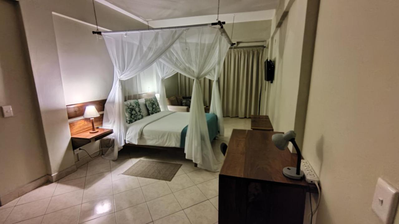 Sundown Guest House มาปูโต ภายนอก รูปภาพ