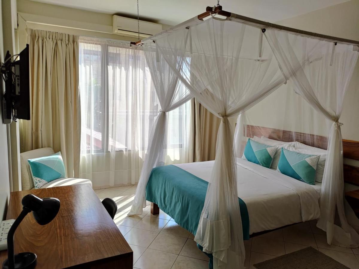 Sundown Guest House มาปูโต ภายนอก รูปภาพ