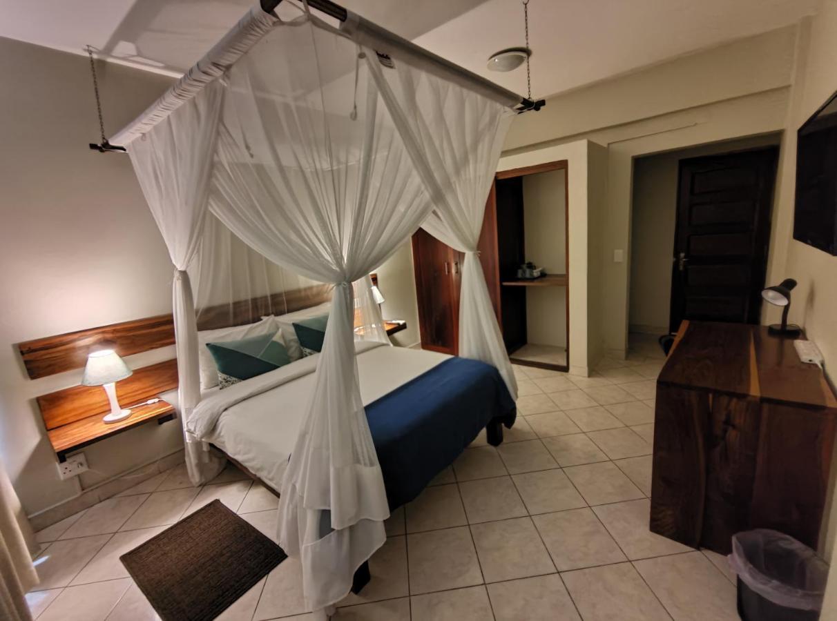 Sundown Guest House มาปูโต ภายนอก รูปภาพ